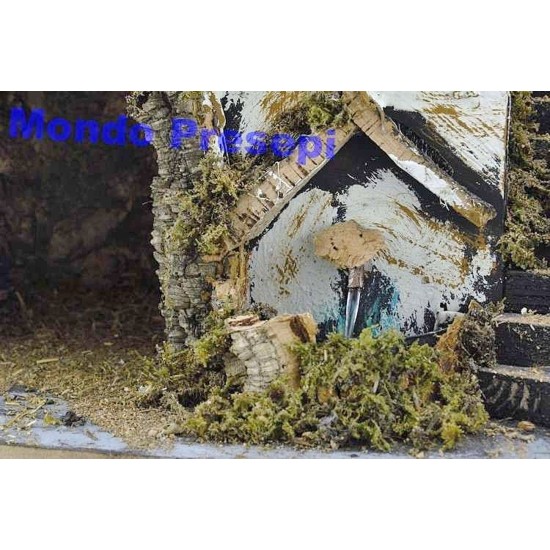 Pesebre con fuente y luces de 42x35x38 cm de altura.