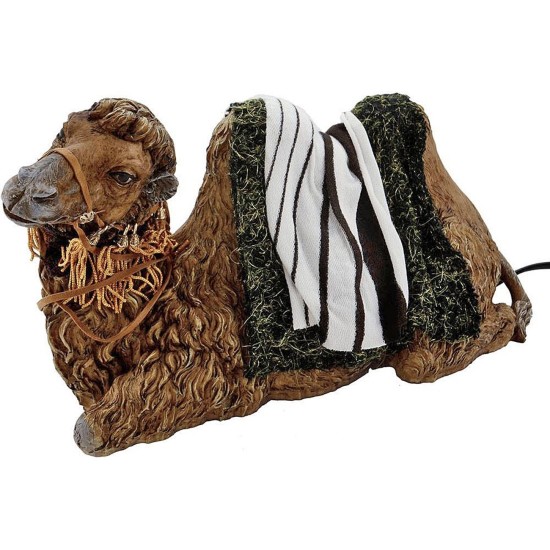 Camel lying in motion moves its head for statues 30 cm