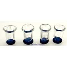 Set of 4 glasses in glass
