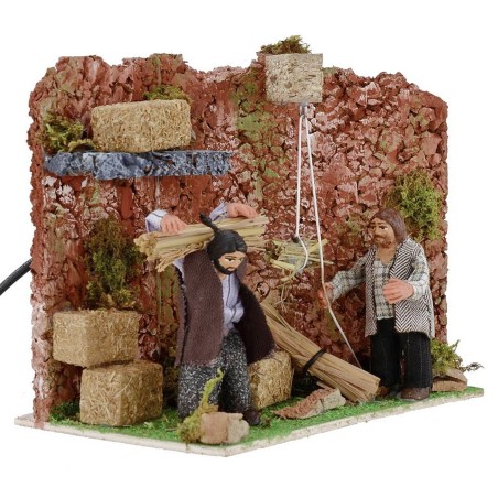 Contadini nel fienile con doppio movimento 8 cm Mondo Presepi