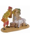 Pastore alla fontana con agnello 8 cm in pvc statua, base