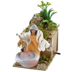 Mamá que lava a un niño en movimiento 10 cm Mundo Pesebres