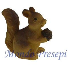 Squirrel 2.5 cm resin