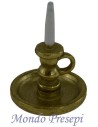 Candelero con vela de 2,5 cm de altura.