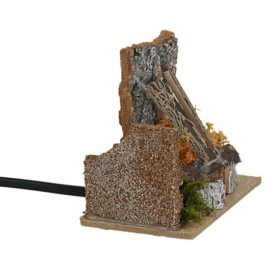 Bivacco con fuoco funzionante cm 10x6x8 h altezza, corrente