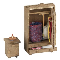 Set armadio e comodino in legno armadio, comodino, altezza