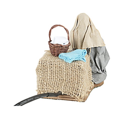 Donna che allatta 12 cm in movimento per presepe Mondo Presepi