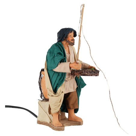 Pescatore con canna in movimento 24 cm per presepe Mondo Presepi