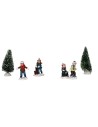 Set de figuras y pinos para aldea navideña 5 piezas