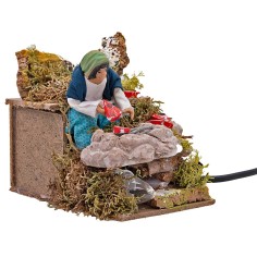 Shepherd cooking steaks on the fire 10 cm in motion 2