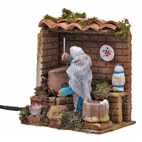 Donna che cucina cm 10 per presepe Mondo Presepi