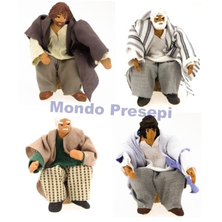 Uomo seduto cm 10 con braccio su-giù Mondo Presepi