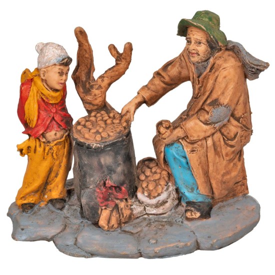 Chestnut seller with child with base series 10 cm in PVC