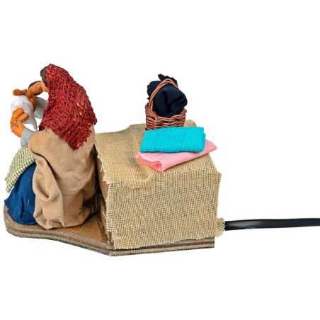 Woman breastfeeding in terracotta, moving 10 cm for nativity scene