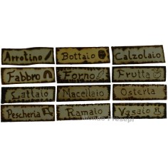 Cartel de madera con varias inscripciones para belén: