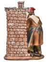 Fornaio in resina con forno a legna per presepe Mondo Presepi