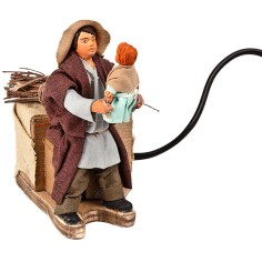 Man lifting child in motion 10 cm for nativity scene World
