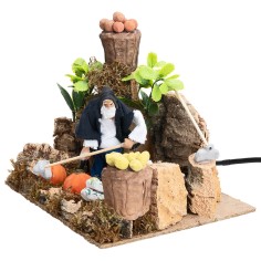 Farmer hoeing 12 cm in motion for nativity scene Mondo Presepi