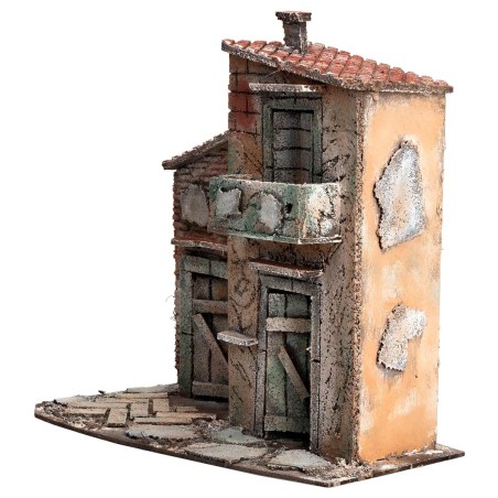 Casa napolitana con balcón y techo inclinado cm 26x16x27 h para
