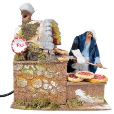 Pizza maker with 14 cm oven in motion with working light for