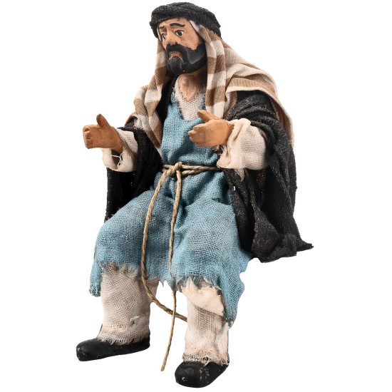 Hombre sentado serie 15 cm en terracota con ropa de tela para