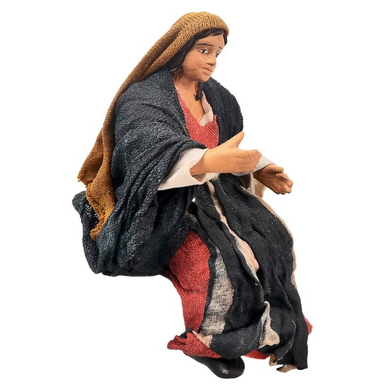 Mujer en posición sentada serie 12 cm en terracota con ropa de