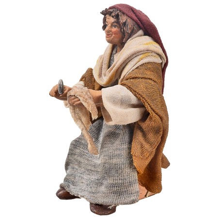 Seated woman with fabric 10 cm series in terracotta with fabric