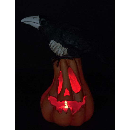 Calabaza tallada con cuervo y luz funcional h 17,5 cm