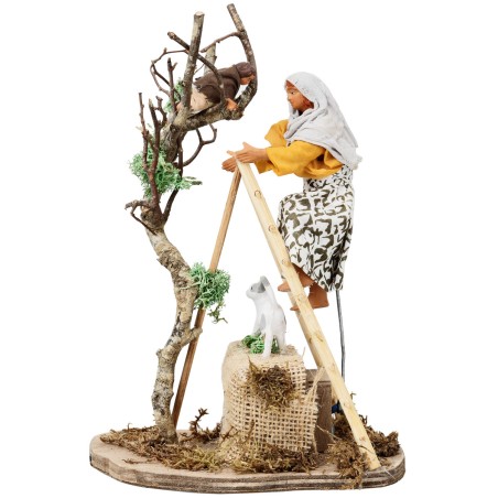 Donna con bimbo sull'albero in movimento serie 12 cm