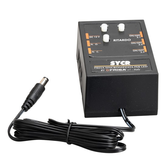 Adjustable multifunction socket with 6 outputs for LED