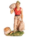 Uomo con tre sacchi h 10 cm per presepe Mondo Presepi
