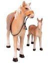 Caballo con potro de resina h 11 cm