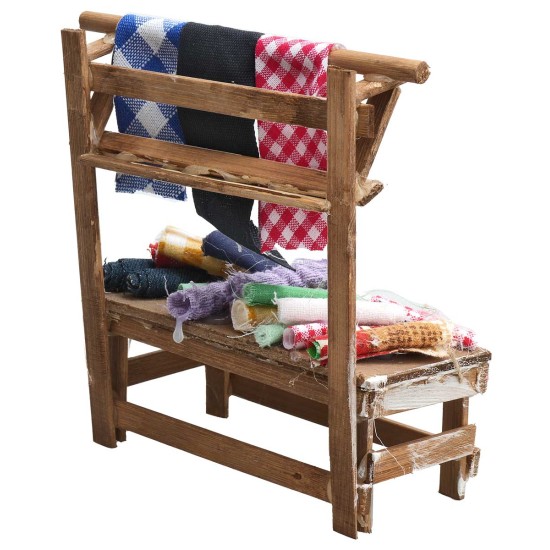 Bancarella con stoffe cm 12,5x6x13 h per presepe Mondo Presepi