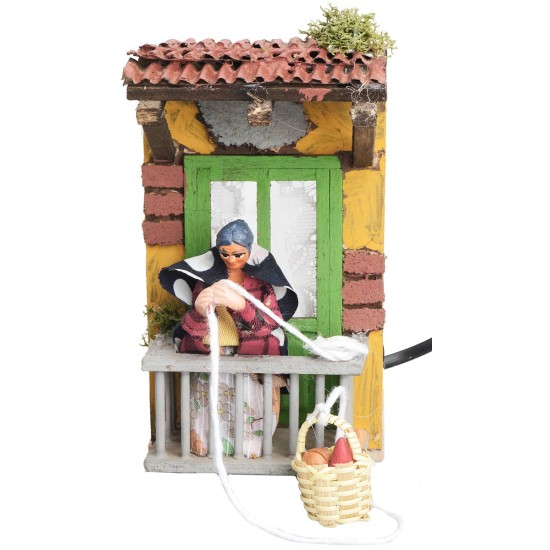 Donna con paniere 8 cm in movimento per presepe Mondo Presepi