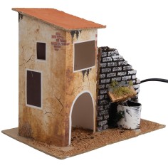 Casa con fuente funcionando cm 19x13,5x18 h. 2