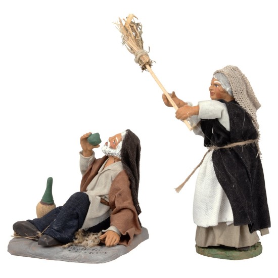 Set donna che picchia marito serie 12 cm per presepe Mondo