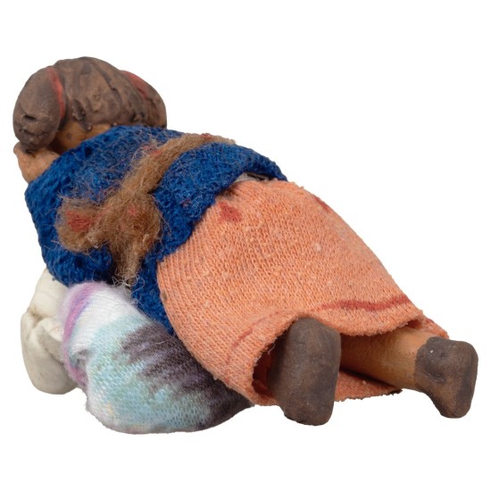 Niña tumbada serie 12 cm