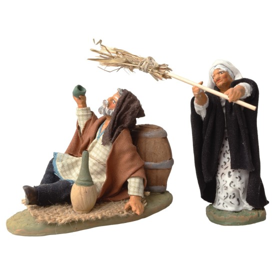 Conjunto mujer que golpea al marido serie 10 cm para belén | Mondo Presepi