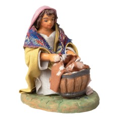 Lavandera arrodillada serie 10 cm Mundo Pesebres 2