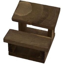 Banco in legno con panchina