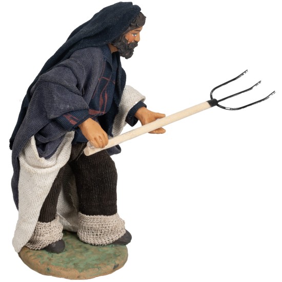 Farmer with pitchfork 11 cm