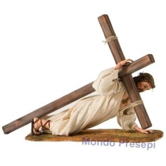 Jesús bajo la cruz cm 30 Mundo Pesebres