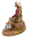 Seated woman cooking 12 cm Fontanini series