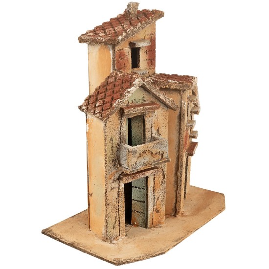 Casa napolitana con escalera lateral y arco de