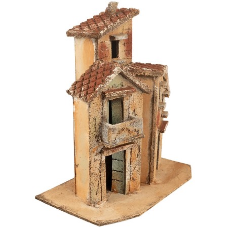 Casa napolitana con escalera lateral y arco de