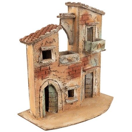 Neapolitan house with side staircase and entrance