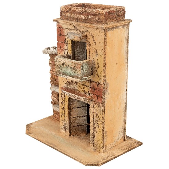 Neapolitan house with side staircase and entrance