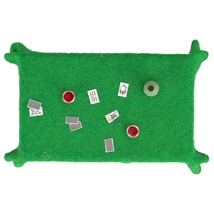 Table set in assorted colors 6.3x4.7x4.4 cm h