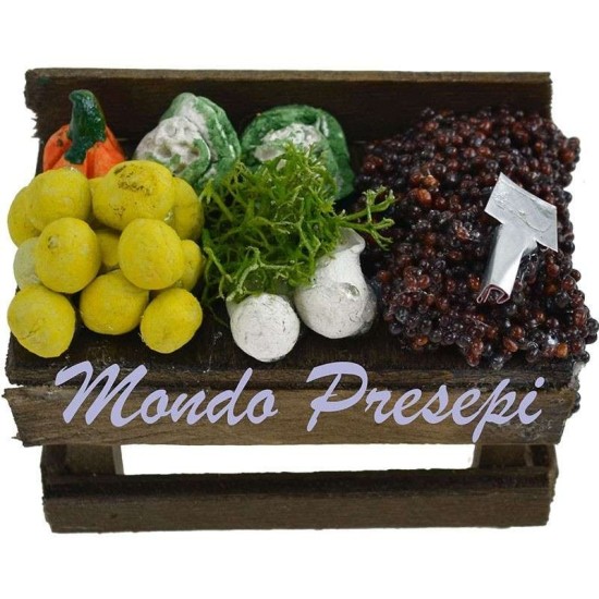 The counter with fruit and vegetables 6 cm,5x3,5x5 h.