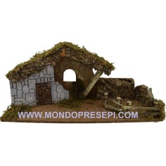 Cabaña vacía de 55x18x24 cm de altura. Mundo Pesebres.